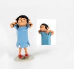 Bal  Gaston : Gaston nu dans son carton